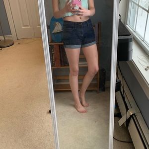 🔥3/$10 // Old Navy // Like New Dark Wash Shorts